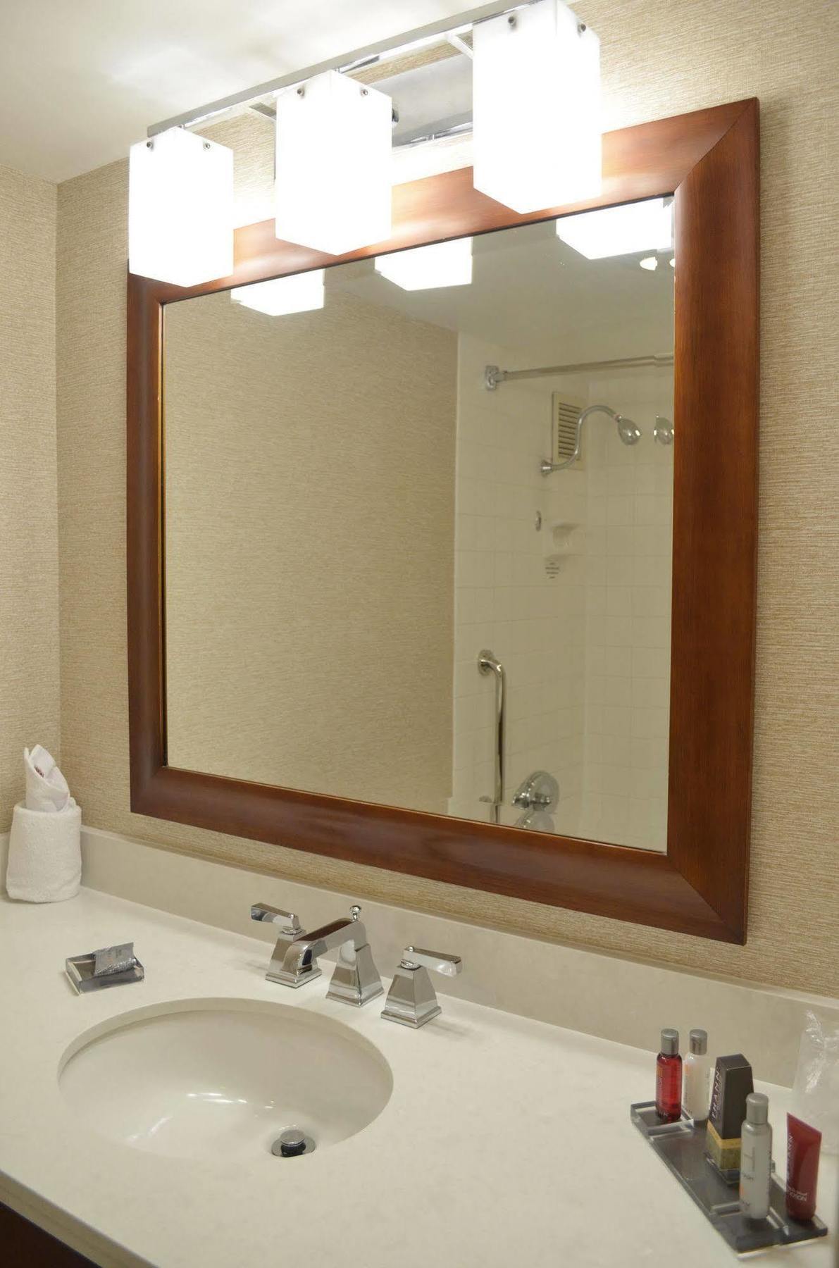 Indianapolis Marriott East Hotel Екстериор снимка